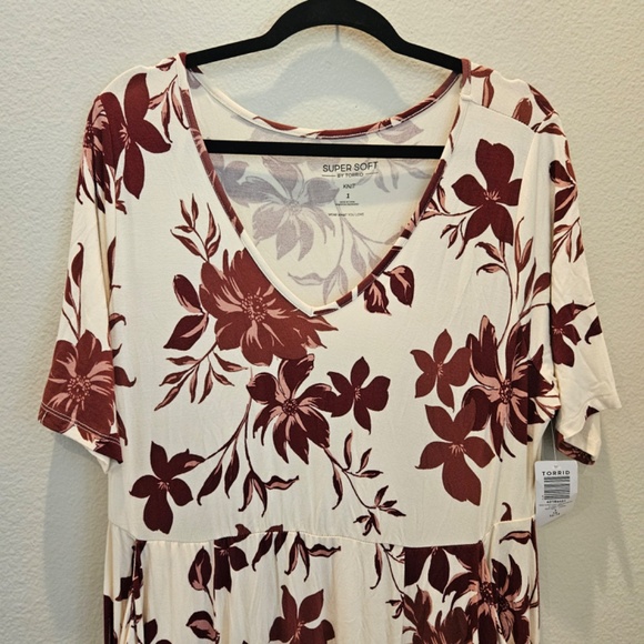 Torrid Mini Super Soft Skater Dress Floral Ivory Size 1X NWT - Picture 2 of 14